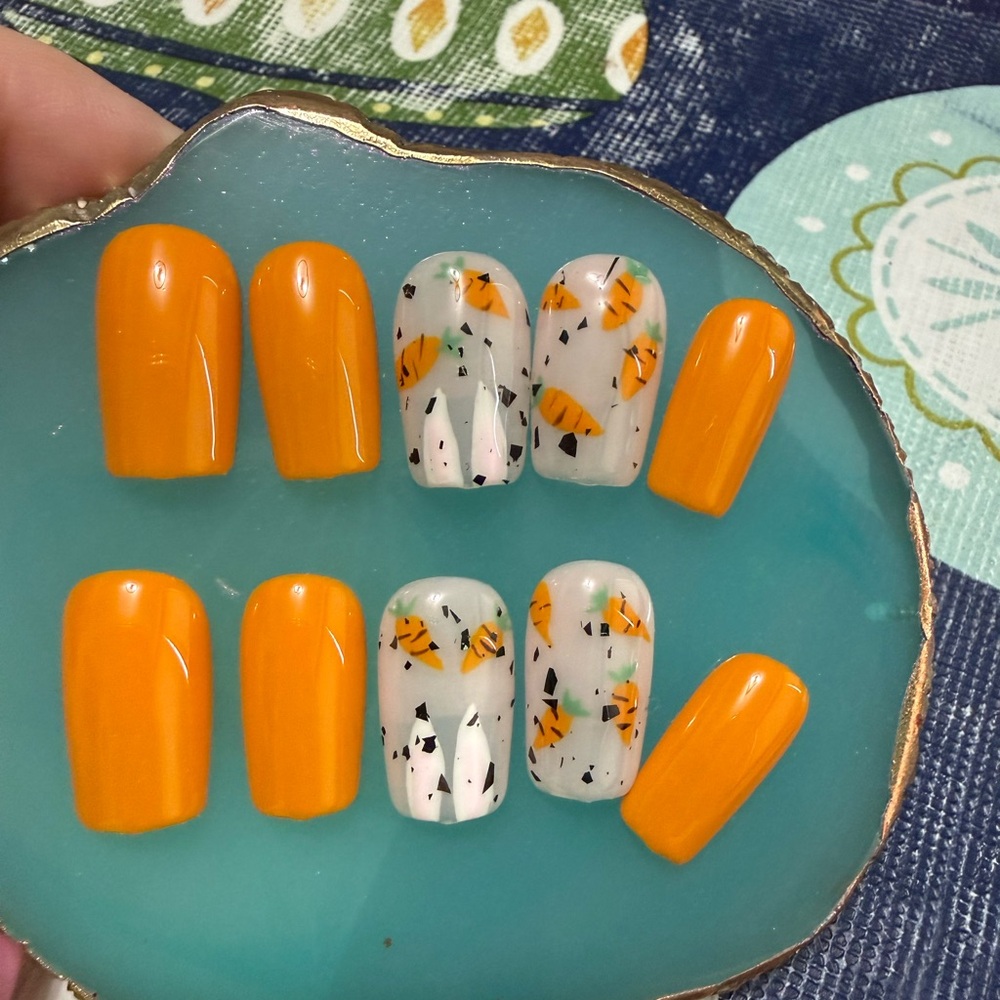 Easter Press-On Nails - Picture 2 of 2